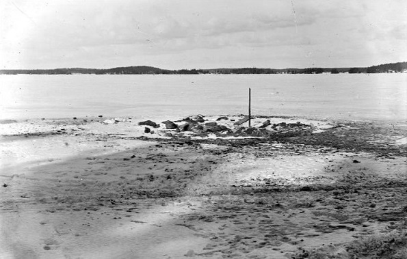 standby for bjurbole impact photo